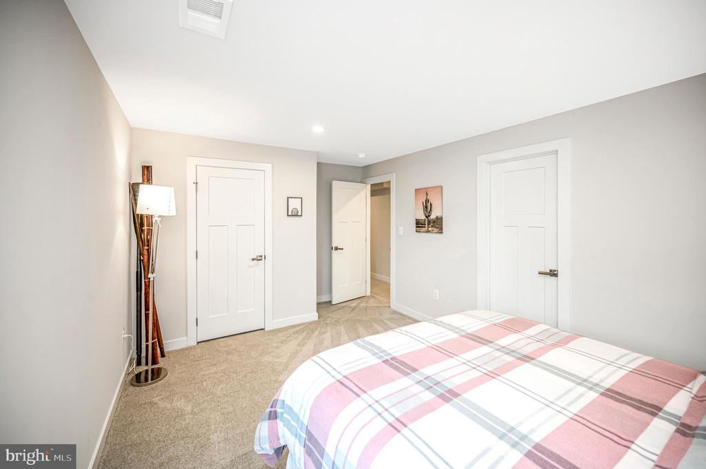 7918 CONTINENTAL CT, FREDERICKSBURG, Virginia 22407, 5 Bedrooms Bedrooms, ,3 BathroomsBathrooms,Residential,7918 CONTINENTAL CT,VASP2043146 MLS # VASP2043146