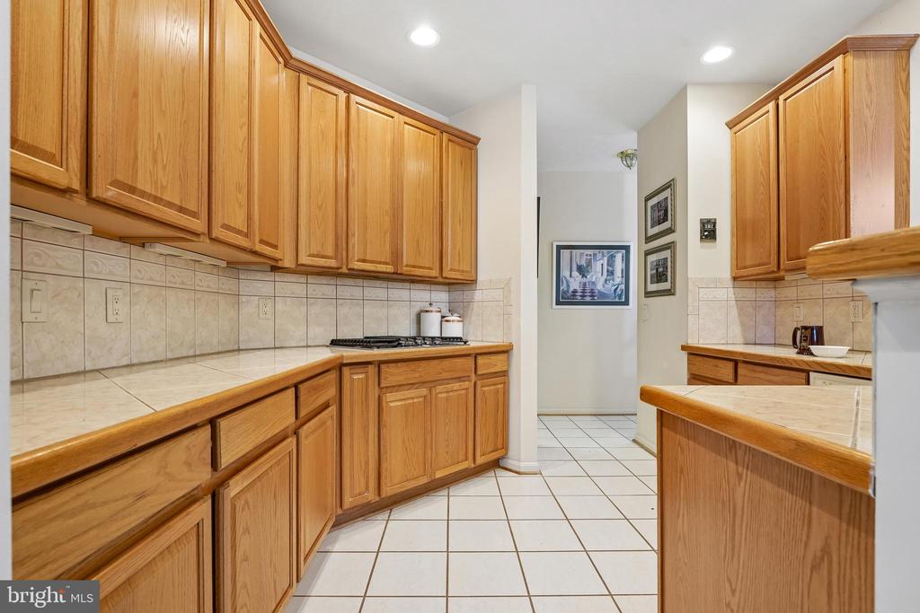 6919 GOVERNORS GRANT LN, FREDERICKSBURG, Virginia 22407, 4 Bedrooms Bedrooms, ,3 BathroomsBathrooms,Residential,6919 GOVERNORS GRANT LN,VASP2043180 MLS # VASP2043180