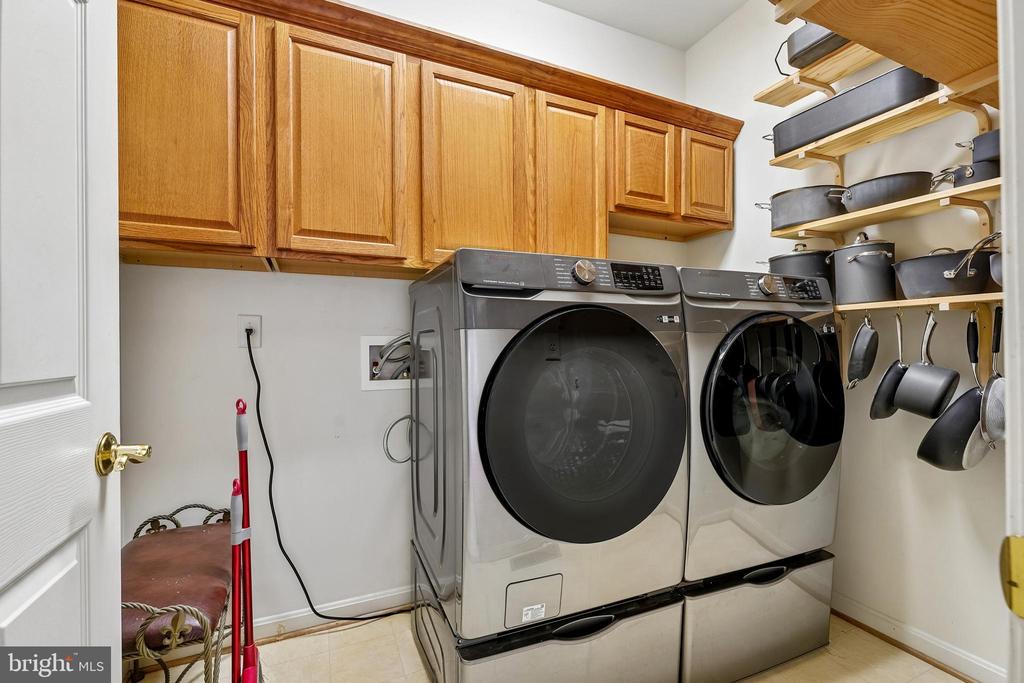 6919 GOVERNORS GRANT LN, FREDERICKSBURG, Virginia 22407, 4 Bedrooms Bedrooms, ,3 BathroomsBathrooms,Residential,6919 GOVERNORS GRANT LN,VASP2043180 MLS # VASP2043180