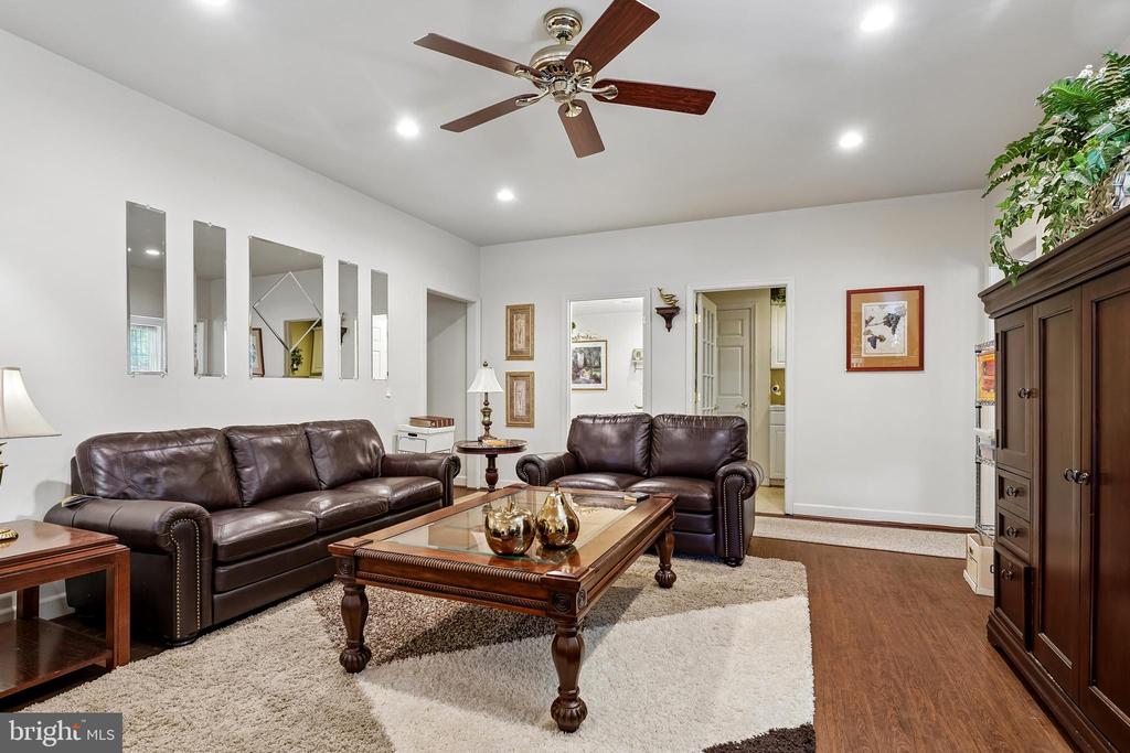 6919 GOVERNORS GRANT LN, FREDERICKSBURG, Virginia 22407, 4 Bedrooms Bedrooms, ,3 BathroomsBathrooms,Residential,6919 GOVERNORS GRANT LN,VASP2043180 MLS # VASP2043180