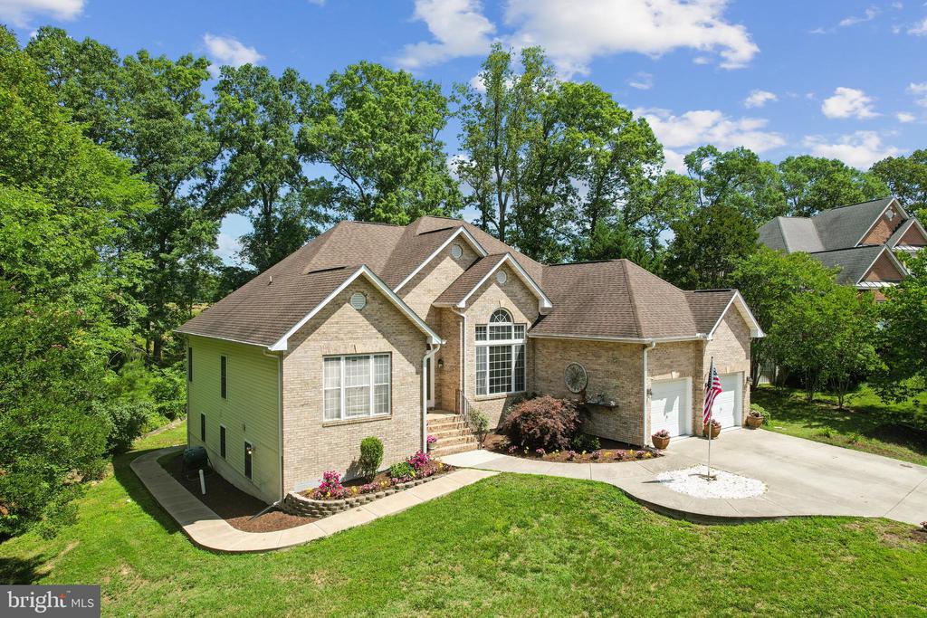 6919 GOVERNORS GRANT LN, FREDERICKSBURG, Virginia 22407, 4 Bedrooms Bedrooms, ,3 BathroomsBathrooms,Residential,6919 GOVERNORS GRANT LN,VASP2043180 MLS # VASP2043180