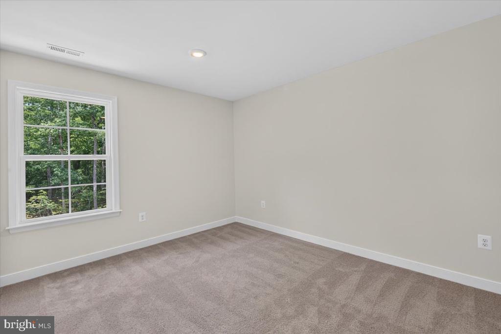 126 HICKORY LN, BUMPASS, Virginia 23024, 4 Bedrooms Bedrooms, ,2 BathroomsBathrooms,Residential,126 HICKORY LN,VALA2010108 MLS # VALA2010108
