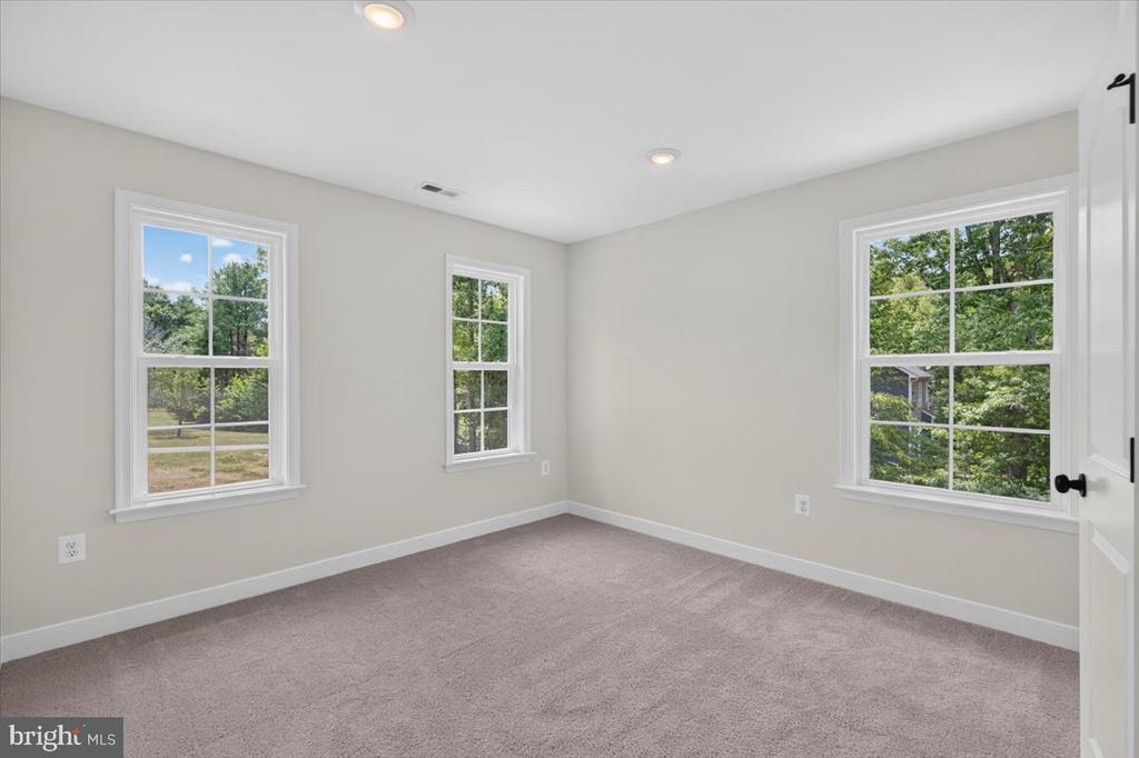 126 HICKORY LN, BUMPASS, Virginia 23024, 4 Bedrooms Bedrooms, ,2 BathroomsBathrooms,Residential,126 HICKORY LN,VALA2010108 MLS # VALA2010108