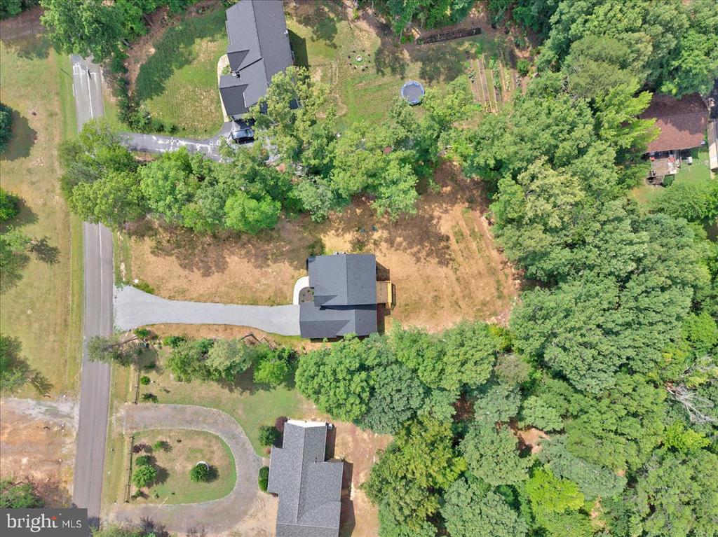 126 HICKORY LN, BUMPASS, Virginia 23024, 4 Bedrooms Bedrooms, ,2 BathroomsBathrooms,Residential,126 HICKORY LN,VALA2010108 MLS # VALA2010108