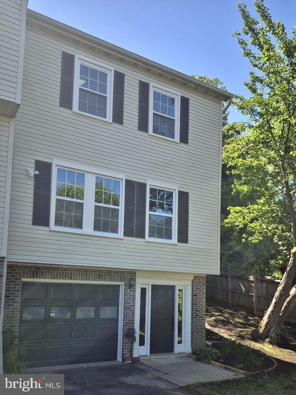 27 FAIRFAX ST, WARRENTON, Virginia 20186, 3 Bedrooms Bedrooms, ,2 BathroomsBathrooms,Residential,27 FAIRFAX ST,VAFQ2022752 MLS # VAFQ2022752