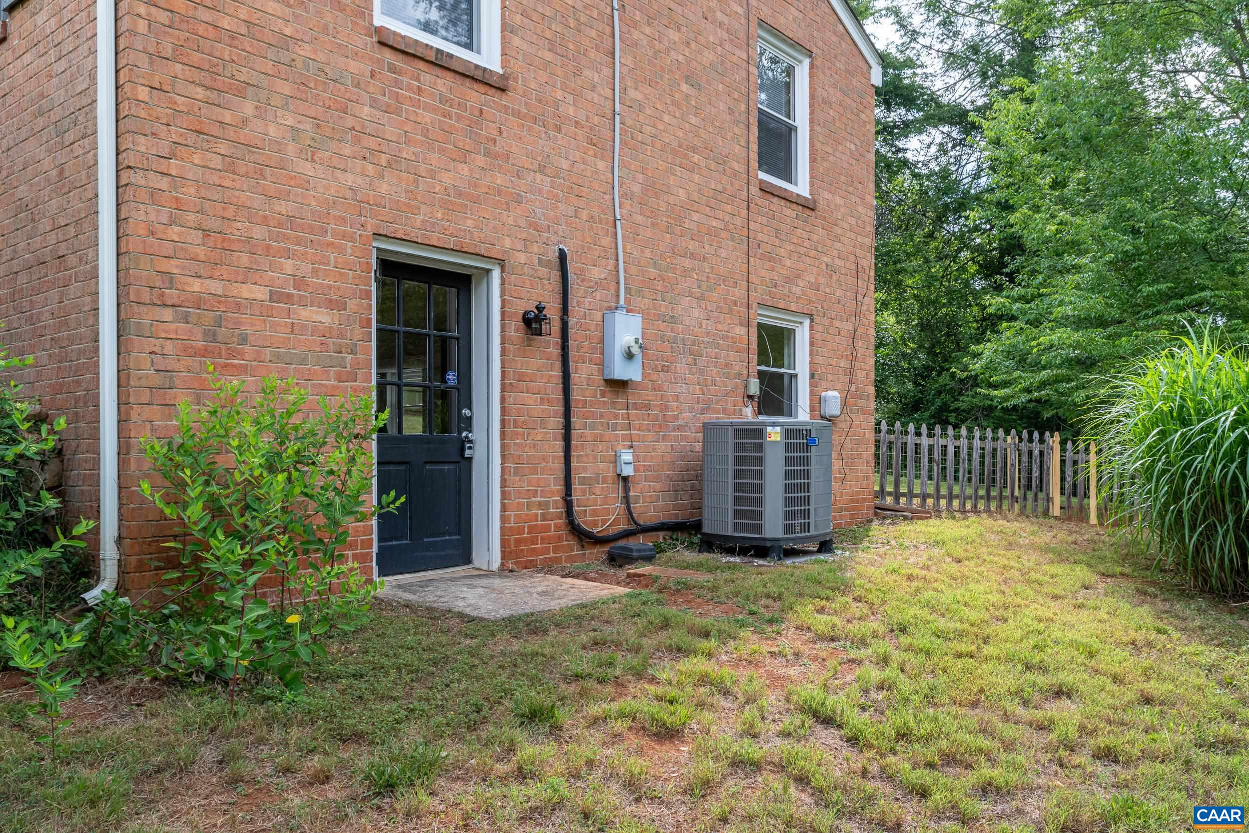 1636 MEADOWBROOK HEIGHTS RD, CHARLOTTESVILLE, Virginia 22901, 3 Bedrooms Bedrooms, ,2 BathroomsBathrooms,Residential,1636 MEADOWBROOK HEIGHTS RD,678648 MLS # 678648