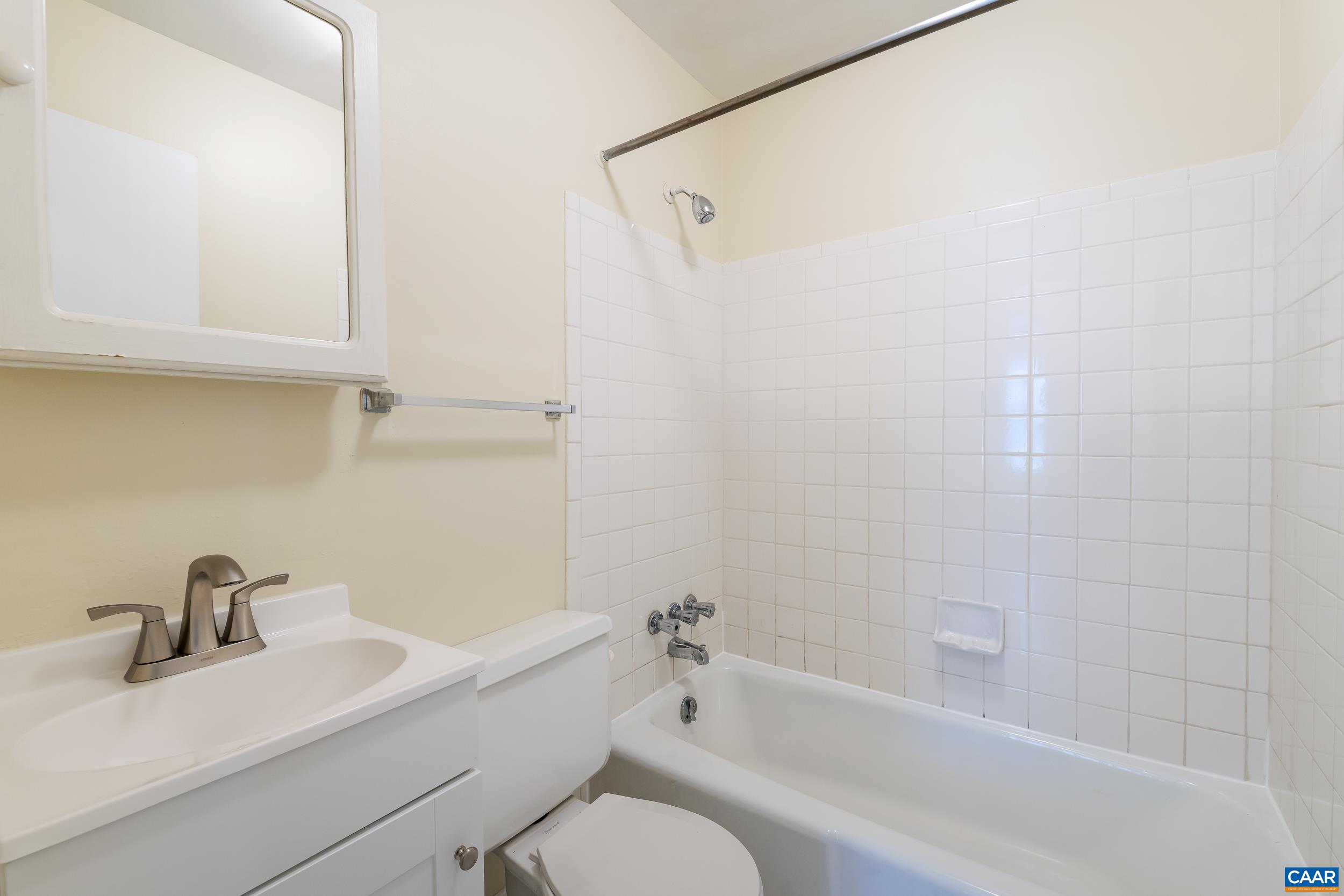 1636 MEADOWBROOK HEIGHTS RD, CHARLOTTESVILLE, Virginia 22901, 3 Bedrooms Bedrooms, ,2 BathroomsBathrooms,Residential,1636 MEADOWBROOK HEIGHTS RD,678648 MLS # 678648