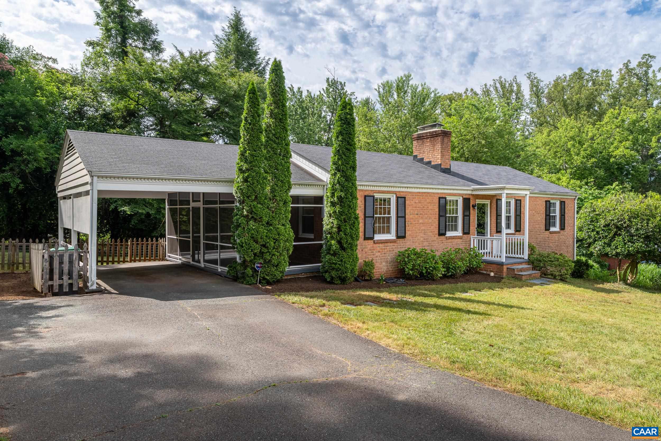 1636 MEADOWBROOK HEIGHTS RD, CHARLOTTESVILLE, Virginia 22901, 3 Bedrooms Bedrooms, ,2 BathroomsBathrooms,Residential,1636 MEADOWBROOK HEIGHTS RD,678648 MLS # 678648