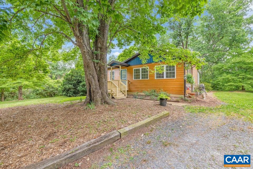 190 HAYMAN ST, SCOTTSVILLE, Virginia 24590, 3 Bedrooms Bedrooms, ,2 BathroomsBathrooms,Residential,190 HAYMAN ST,678674 MLS # 678674