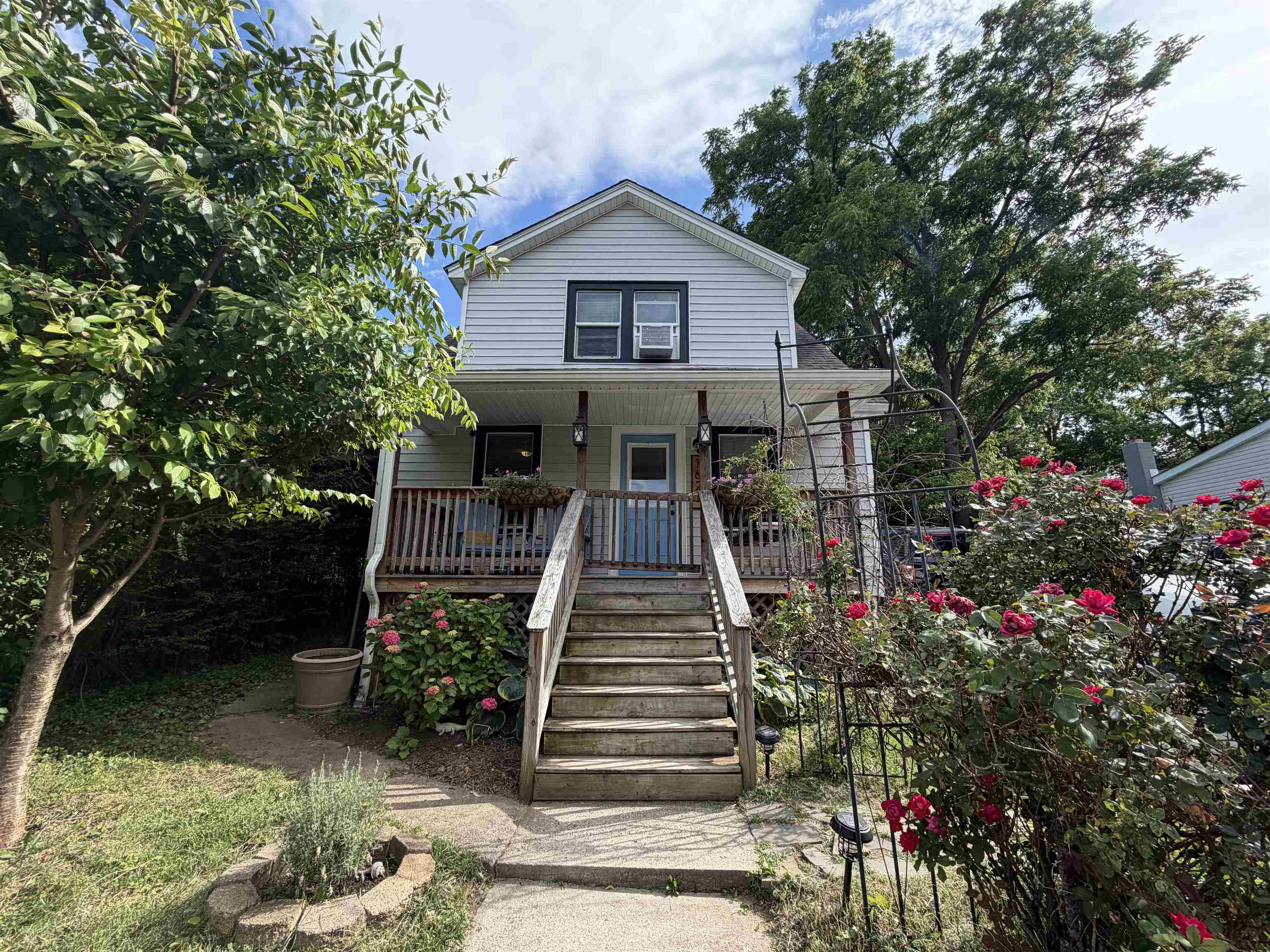 1620 PLUNKETT ST, STAUNTON, Virginia 24401, 3 Bedrooms Bedrooms, ,1 BathroomBathrooms,Residential,1620 PLUNKETT ST,678690 MLS # 678690