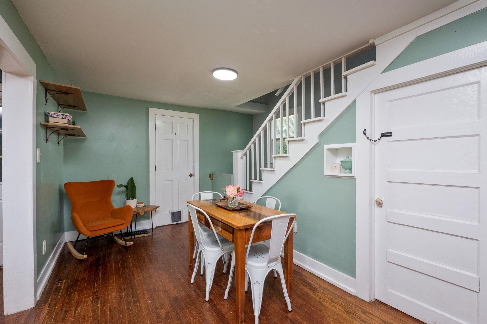 1620 PLUNKETT ST, STAUNTON, Virginia 24401, 3 Bedrooms Bedrooms, ,1 BathroomBathrooms,Residential,1620 PLUNKETT ST,678690 MLS # 678690
