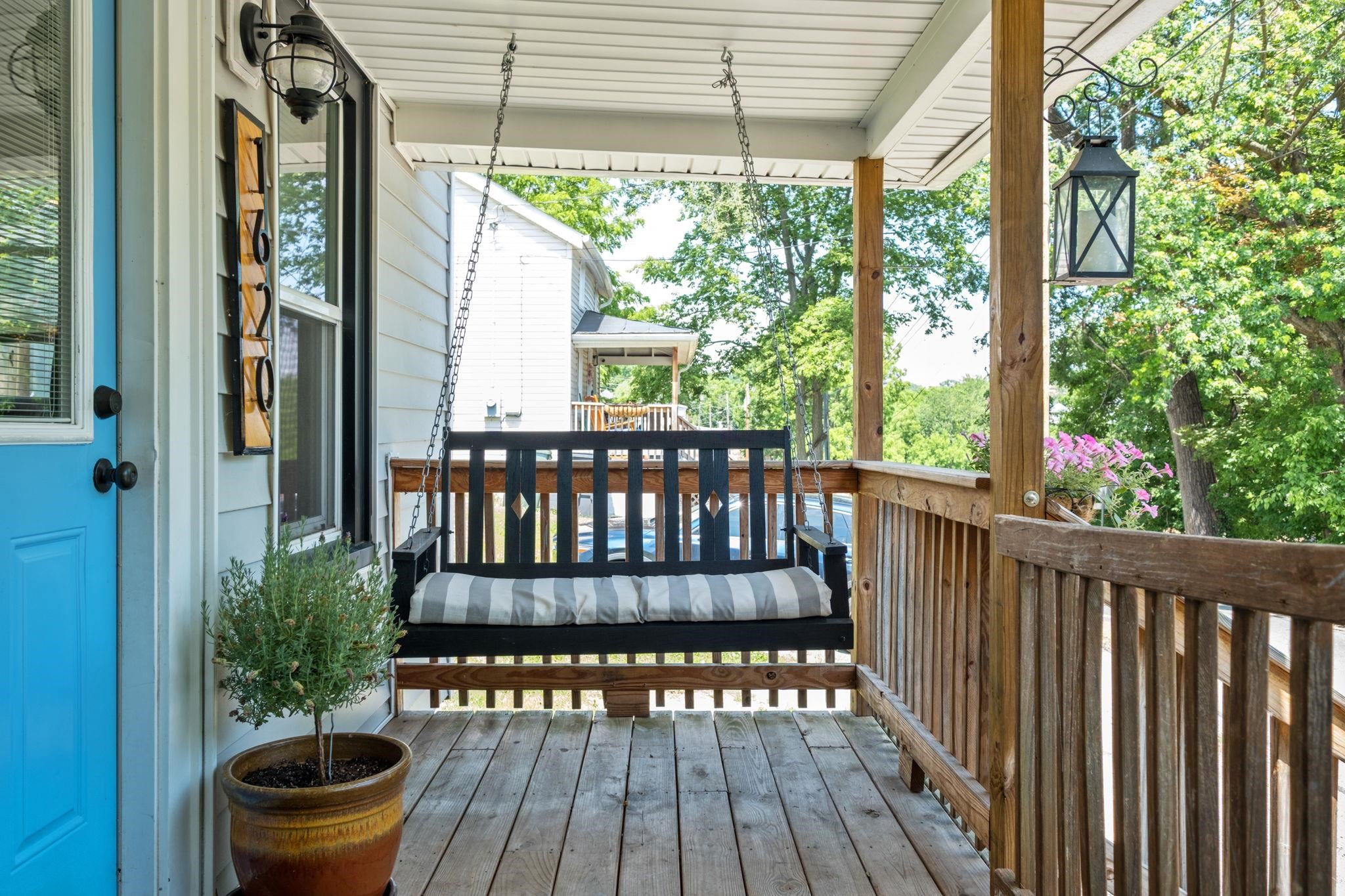 1620 PLUNKETT ST, STAUNTON, Virginia 24401, 3 Bedrooms Bedrooms, ,1 BathroomBathrooms,Residential,1620 PLUNKETT ST,678690 MLS # 678690