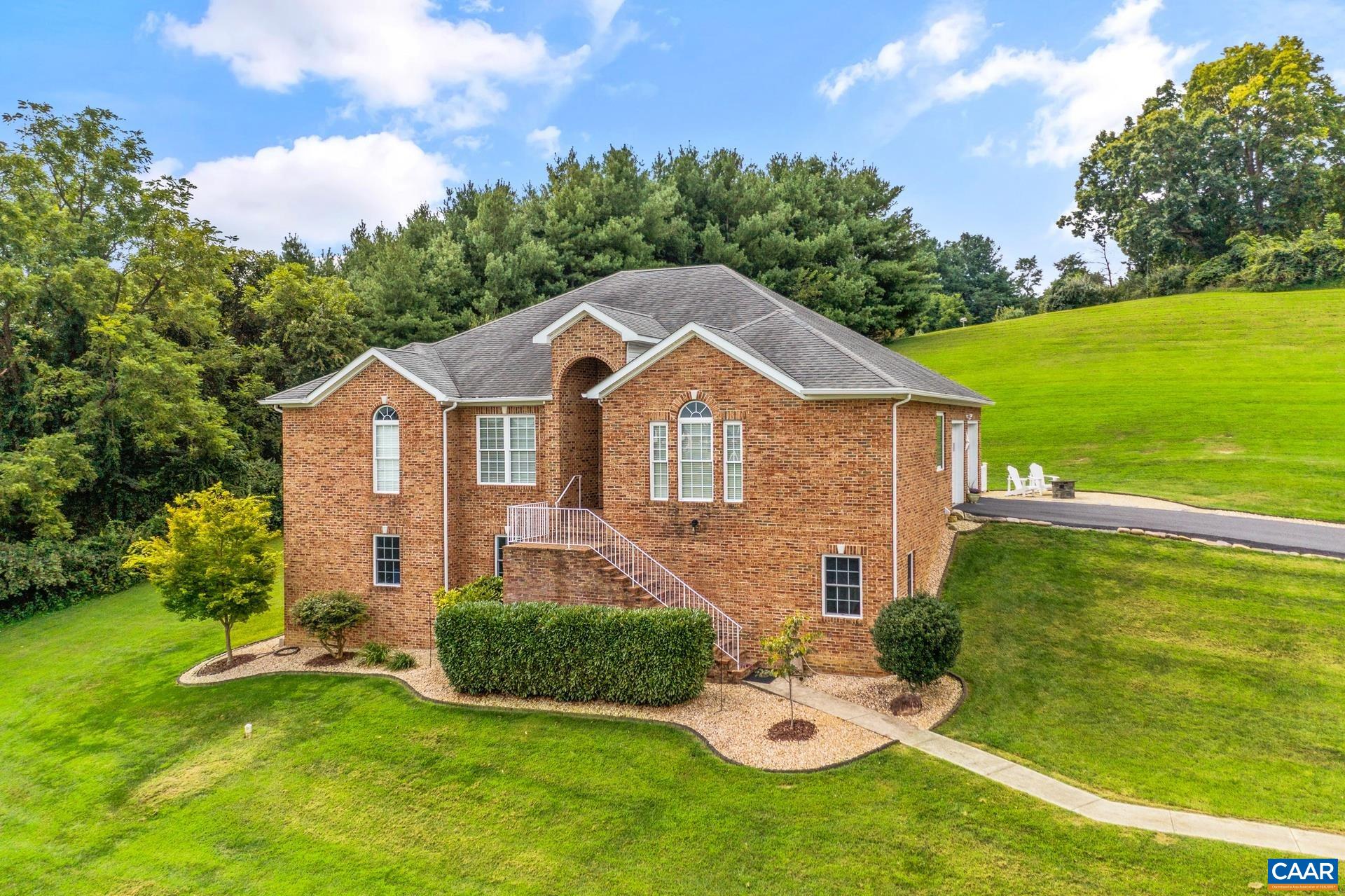 93 CEDAR CREEK LN, FORT DEFIANCE, Virginia 24437, 3 Bedrooms Bedrooms, ,2 BathroomsBathrooms,Residential,93 CEDAR CREEK LN,678697 MLS # 678697