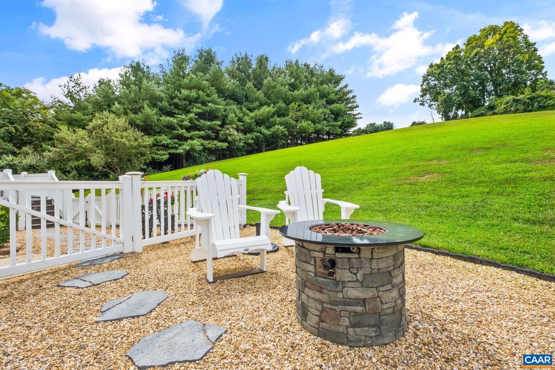 93 CEDAR CREEK LN, FORT DEFIANCE, Virginia 24437, 3 Bedrooms Bedrooms, ,2 BathroomsBathrooms,Residential,93 CEDAR CREEK LN,678697 MLS # 678697