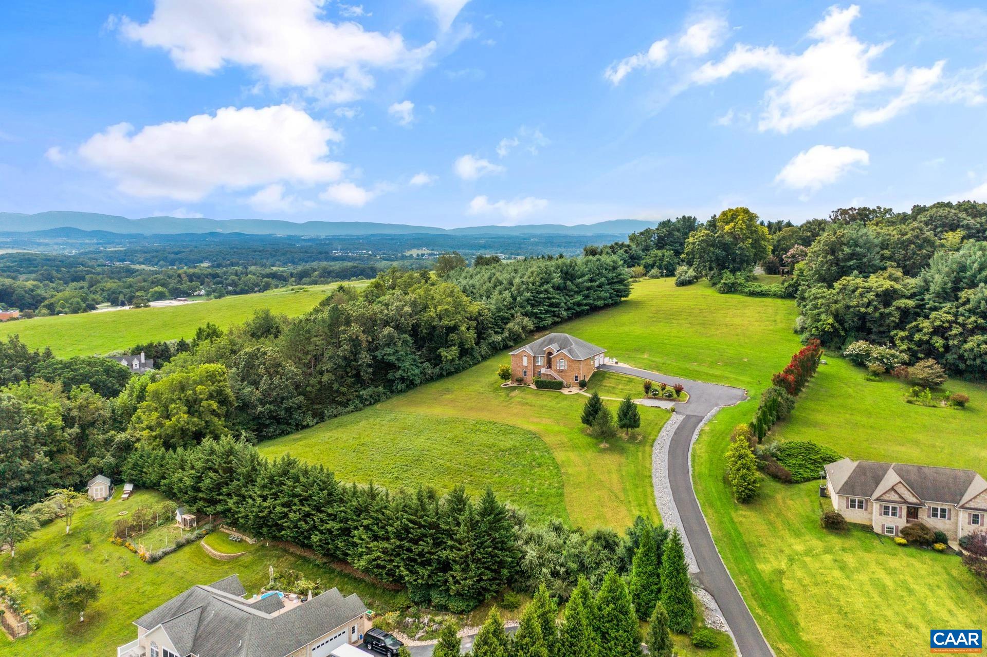 93 CEDAR CREEK LN, FORT DEFIANCE, Virginia 24437, 3 Bedrooms Bedrooms, ,2 BathroomsBathrooms,Residential,93 CEDAR CREEK LN,678697 MLS # 678697