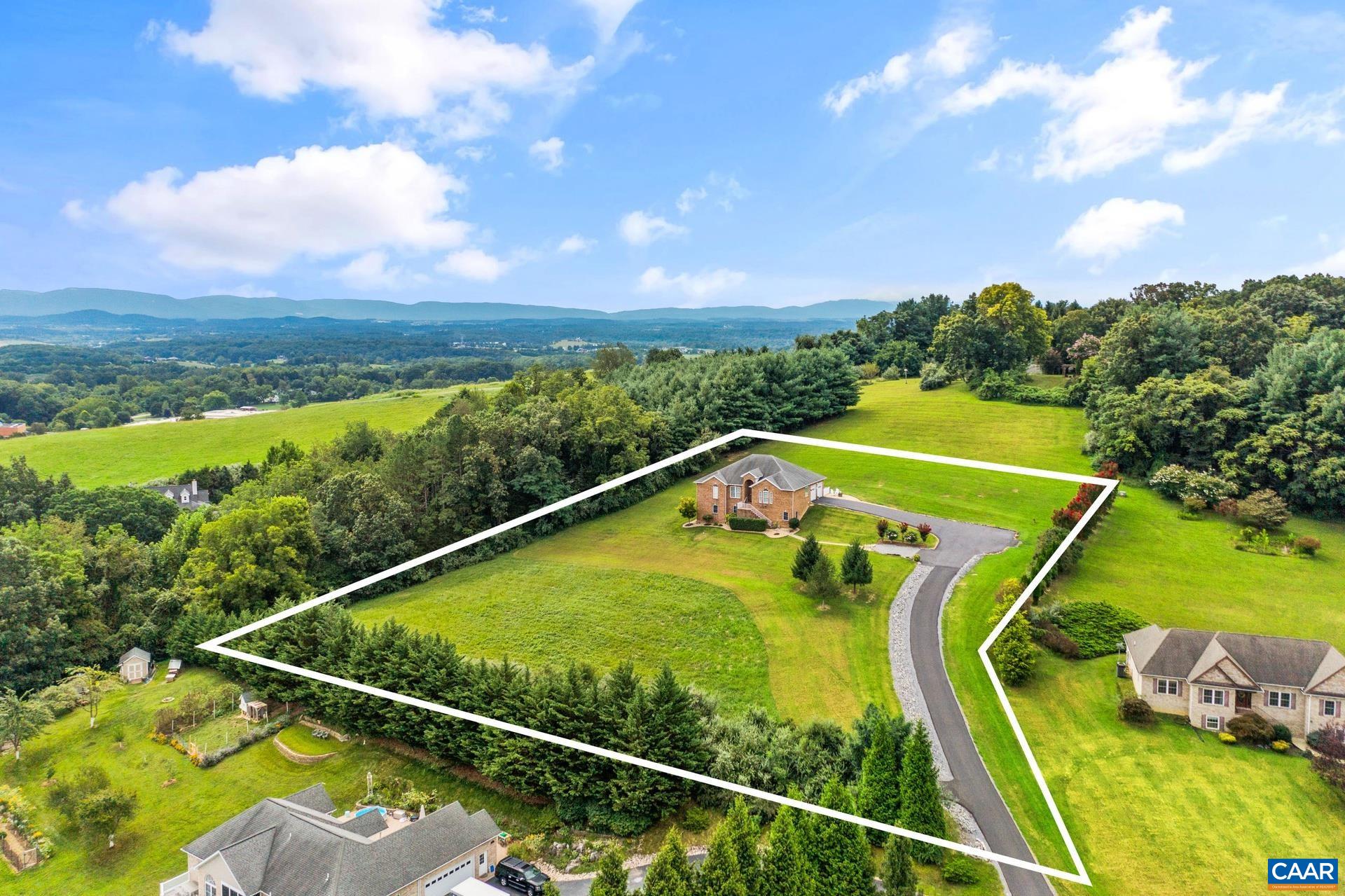 93 CEDAR CREEK LN, FORT DEFIANCE, Virginia 24437, 3 Bedrooms Bedrooms, ,2 BathroomsBathrooms,Residential,93 CEDAR CREEK LN,678697 MLS # 678697