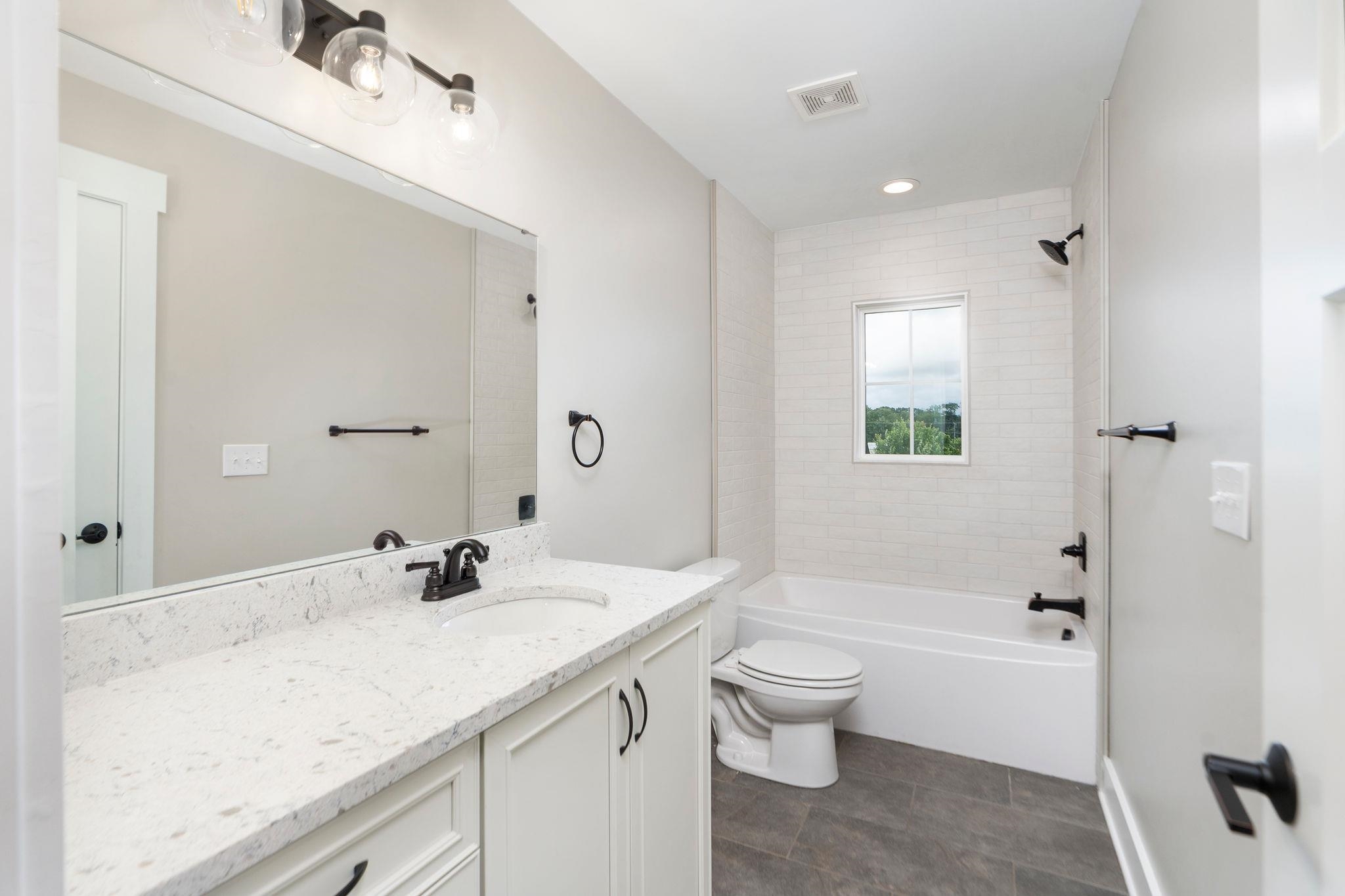 20 KILEY LN, STUARTS DRAFT, Virginia 24477, 4 Bedrooms Bedrooms, ,3 BathroomsBathrooms,Residential,20 KILEY LN,678782 MLS # 678782