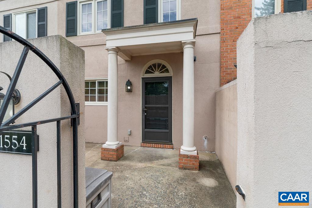 1554 GARDEN CT, CHARLOTTESVILLE, Virginia 22901, 2 Bedrooms Bedrooms, ,2 BathroomsBathrooms,Residential,1554 GARDEN CT,678793 MLS # 678793