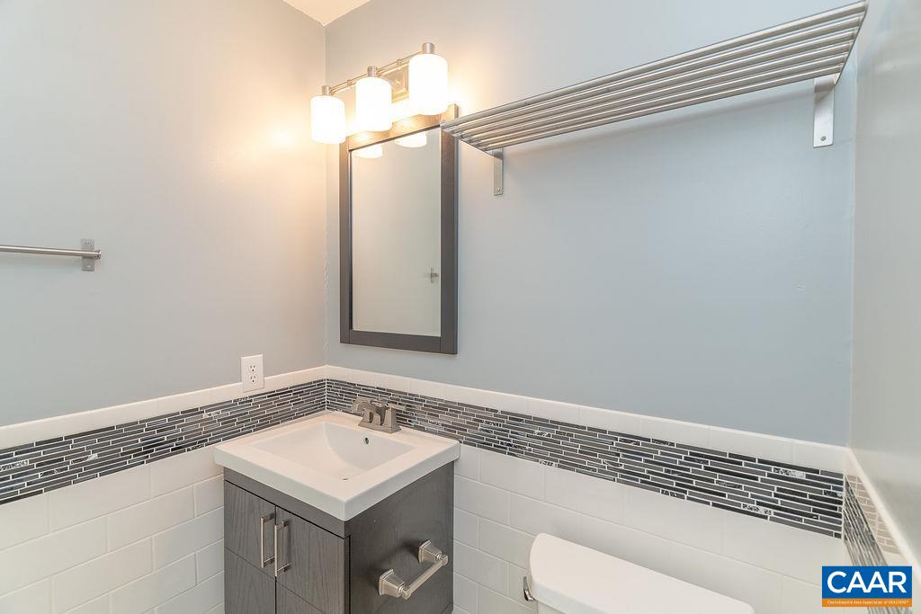 1554 GARDEN CT, CHARLOTTESVILLE, Virginia 22901, 2 Bedrooms Bedrooms, ,2 BathroomsBathrooms,Residential,1554 GARDEN CT,678793 MLS # 678793