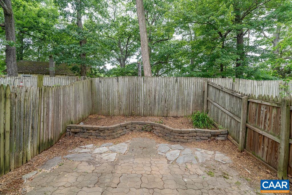 1554 GARDEN CT, CHARLOTTESVILLE, Virginia 22901, 2 Bedrooms Bedrooms, ,2 BathroomsBathrooms,Residential,1554 GARDEN CT,678793 MLS # 678793