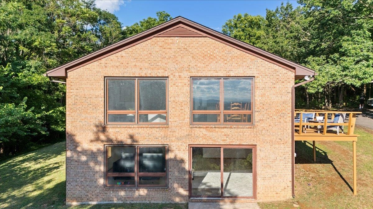 1691 WEBB LN, MOUNT CRAWFORD, Virginia 22841, 3 Bedrooms Bedrooms, ,2 BathroomsBathrooms,Residential,1691 WEBB LN,678795 MLS # 678795