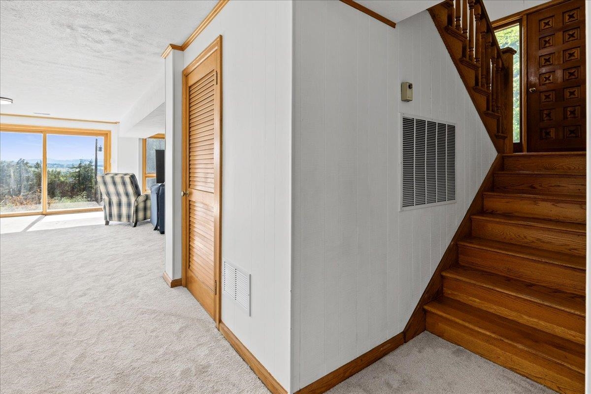 1691 WEBB LN, MOUNT CRAWFORD, Virginia 22841, 3 Bedrooms Bedrooms, ,2 BathroomsBathrooms,Residential,1691 WEBB LN,678795 MLS # 678795