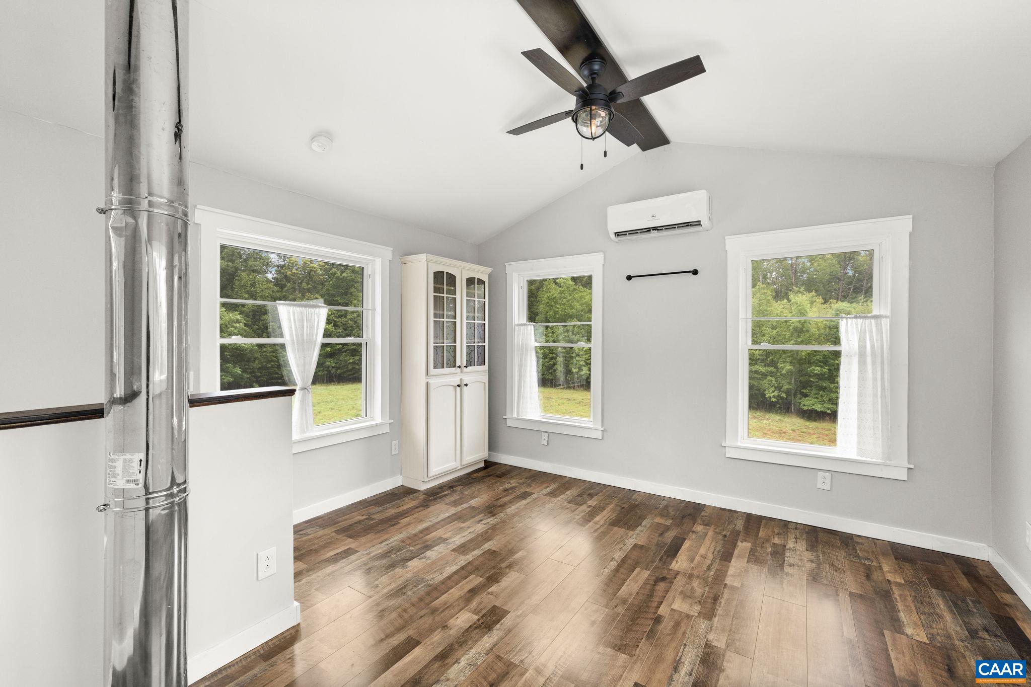 6230 GREEN CREEK RD, SCHUYLER, Virginia 22969, 1 Bedroom Bedrooms, ,1 BathroomBathrooms,Residential,6230 GREEN CREEK RD,678797 MLS # 678797