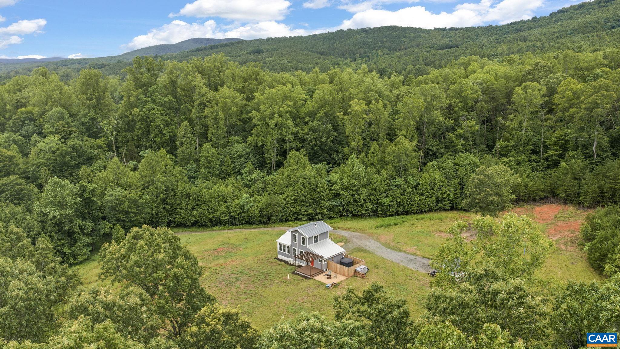 6230 GREEN CREEK RD, SCHUYLER, Virginia 22969, 1 Bedroom Bedrooms, ,1 BathroomBathrooms,Residential,6230 GREEN CREEK RD,678797 MLS # 678797