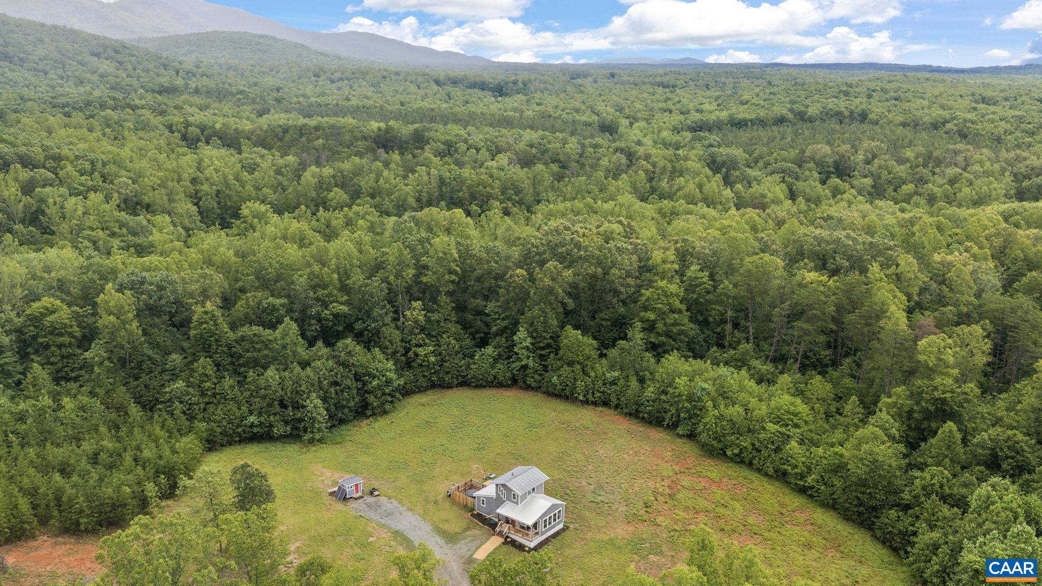 6230 GREEN CREEK RD, SCHUYLER, Virginia 22969, 1 Bedroom Bedrooms, ,1 BathroomBathrooms,Residential,6230 GREEN CREEK RD,678797 MLS # 678797