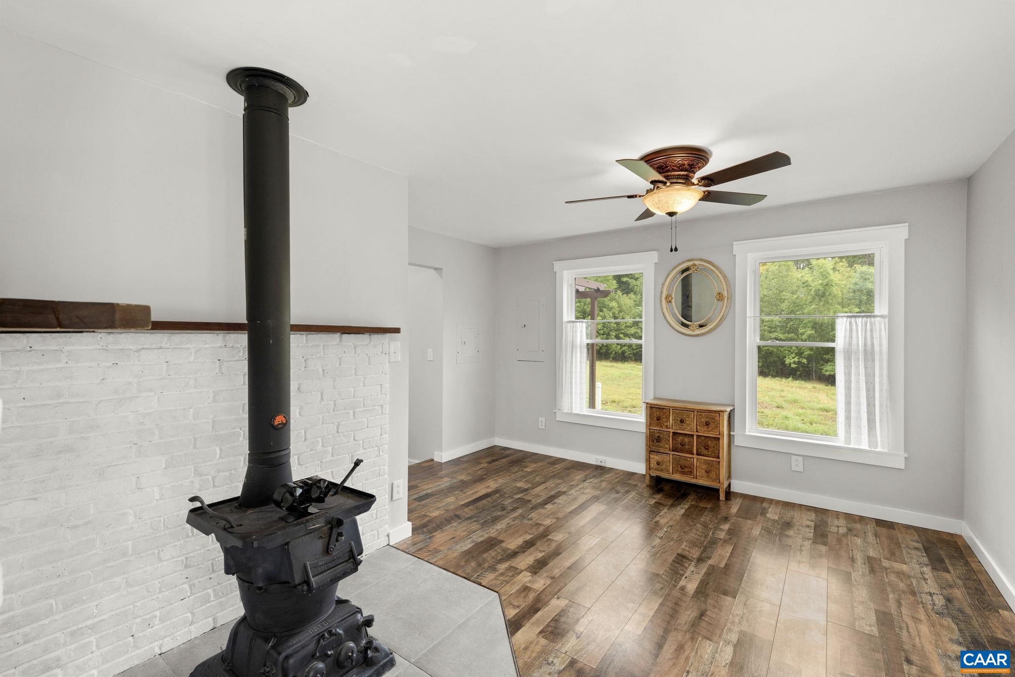 6230 GREEN CREEK RD, SCHUYLER, Virginia 22969, 1 Bedroom Bedrooms, ,1 BathroomBathrooms,Residential,6230 GREEN CREEK RD,678797 MLS # 678797