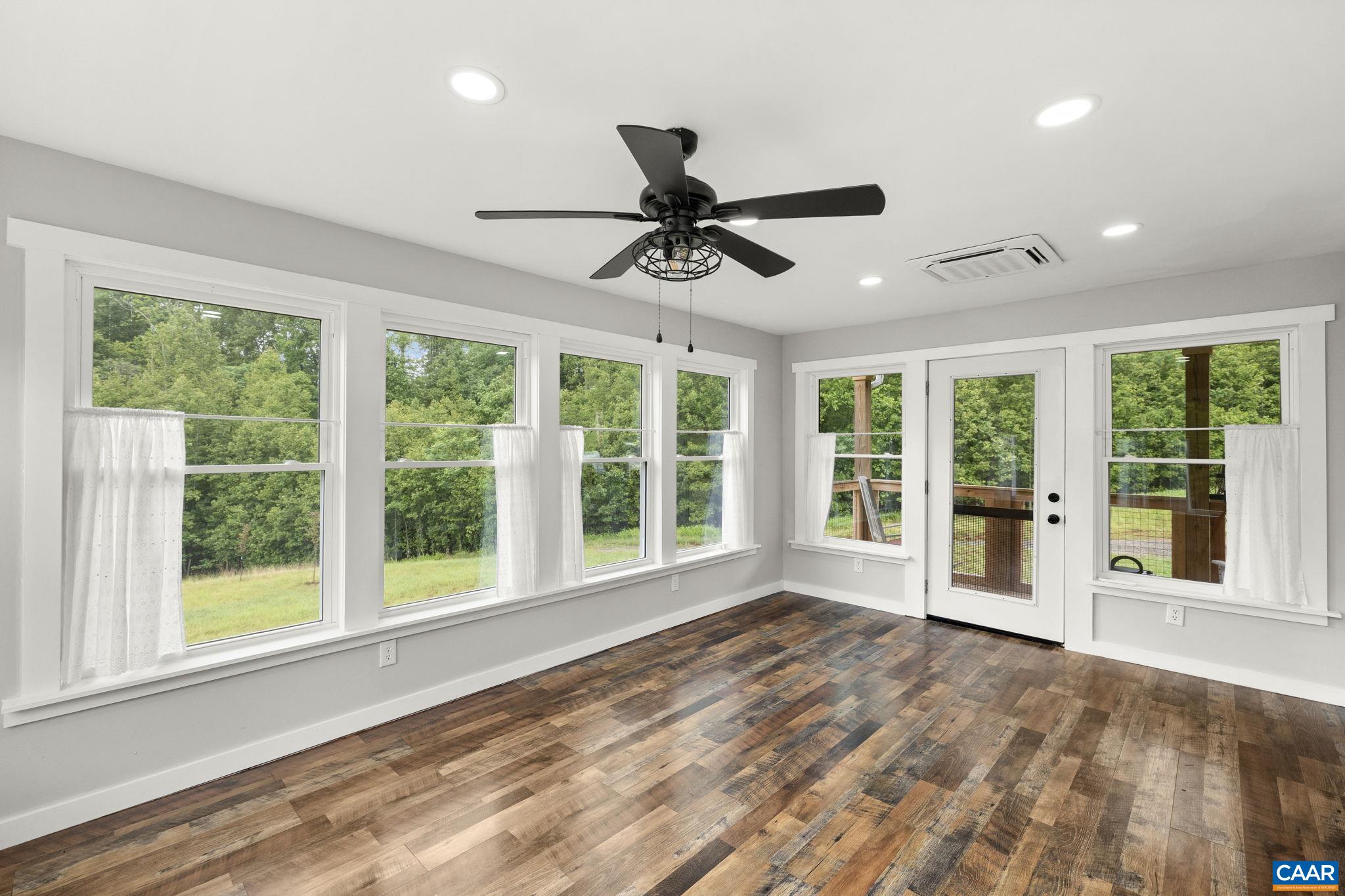 6230 GREEN CREEK RD, SCHUYLER, Virginia 22969, 1 Bedroom Bedrooms, ,1 BathroomBathrooms,Residential,6230 GREEN CREEK RD,678797 MLS # 678797
