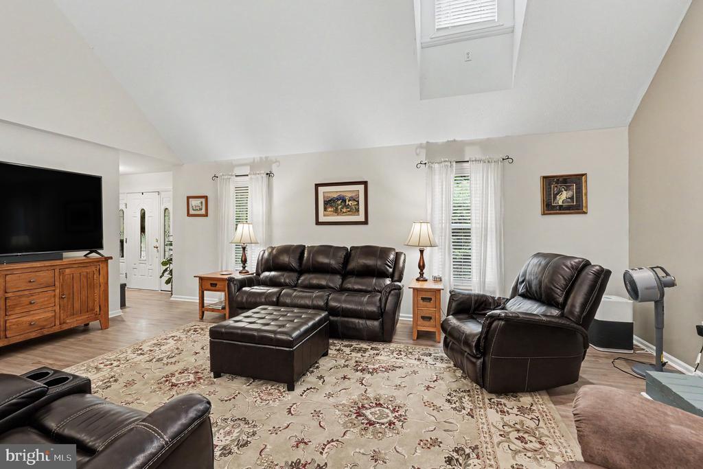 12500 SICKLES LN, SPOTSYLVANIA, Virginia 22551, 4 Bedrooms Bedrooms, ,3 BathroomsBathrooms,Residential,12500 SICKLES LN,VASP2043004 MLS # VASP2043004