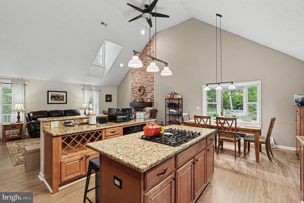 12500 SICKLES LN, SPOTSYLVANIA, Virginia 22551, 4 Bedrooms Bedrooms, ,3 BathroomsBathrooms,Residential,12500 SICKLES LN,VASP2043004 MLS # VASP2043004