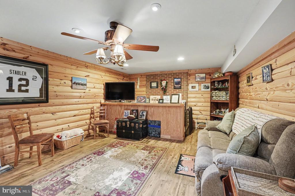 12500 SICKLES LN, SPOTSYLVANIA, Virginia 22551, 4 Bedrooms Bedrooms, ,3 BathroomsBathrooms,Residential,12500 SICKLES LN,VASP2043004 MLS # VASP2043004