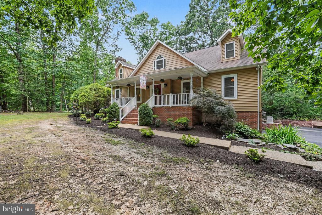 12500 SICKLES LN, SPOTSYLVANIA, Virginia 22551, 4 Bedrooms Bedrooms, ,3 BathroomsBathrooms,Residential,12500 SICKLES LN,VASP2043004 MLS # VASP2043004