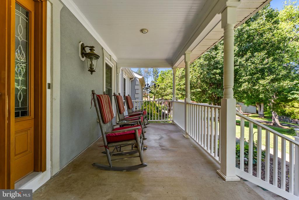 21147 CEDAR GROVE RD, CULPEPER, Virginia 22701, 4 Bedrooms Bedrooms, ,3 BathroomsBathrooms,Residential,21147 CEDAR GROVE RD,VACU2014130 MLS # VACU2014130