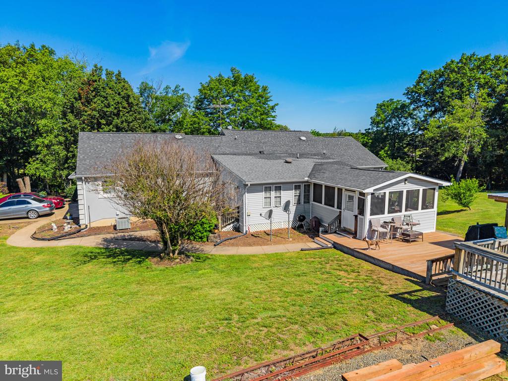 21147 CEDAR GROVE RD, CULPEPER, Virginia 22701, 4 Bedrooms Bedrooms, ,3 BathroomsBathrooms,Residential,21147 CEDAR GROVE RD,VACU2014130 MLS # VACU2014130