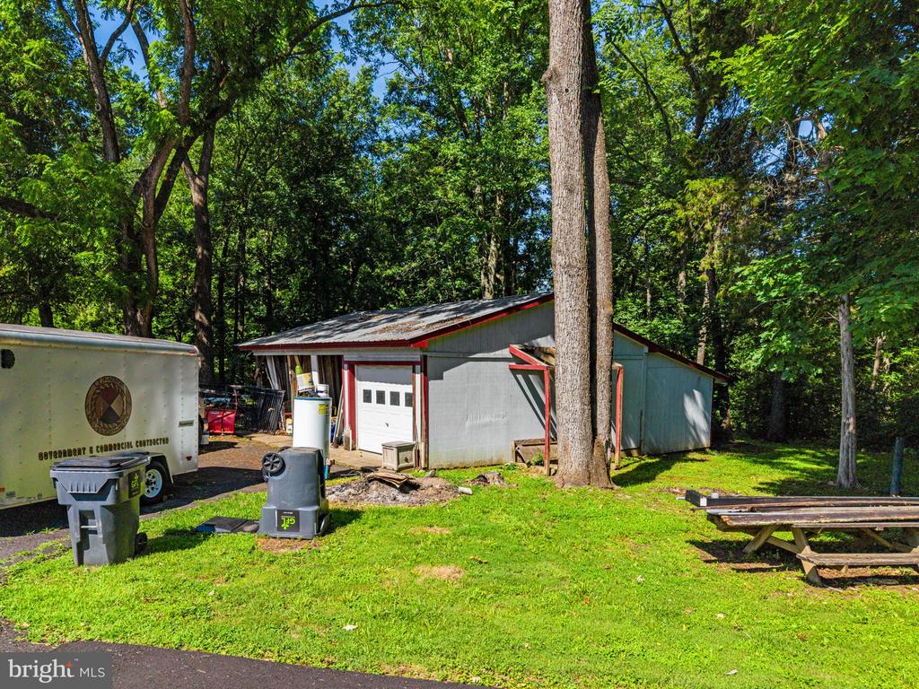 21147 CEDAR GROVE RD, CULPEPER, Virginia 22701, 4 Bedrooms Bedrooms, ,3 BathroomsBathrooms,Residential,21147 CEDAR GROVE RD,VACU2014130 MLS # VACU2014130