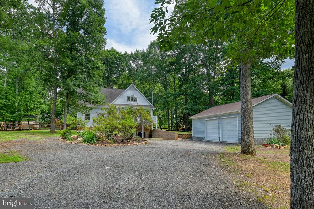 15112 ROSE VALLEY DR, MINERAL, Virginia 23117, 3 Bedrooms Bedrooms, ,2 BathroomsBathrooms,Residential,15112 ROSE VALLEY DR,VASP2043208 MLS # VASP2043208