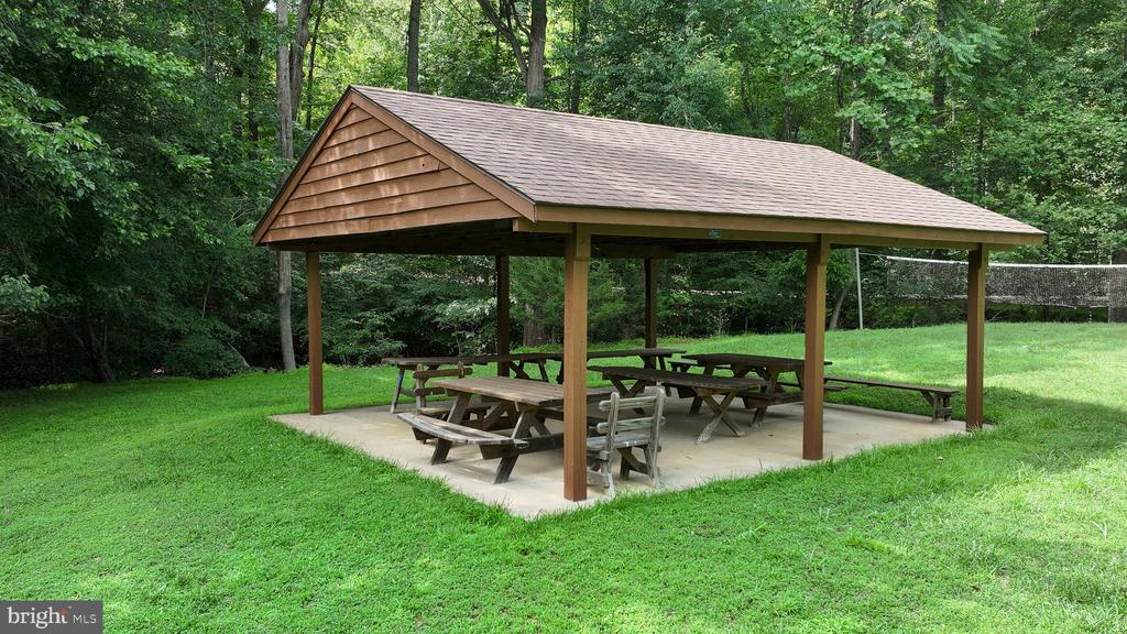 15112 ROSE VALLEY DR, MINERAL, Virginia 23117, 3 Bedrooms Bedrooms, ,2 BathroomsBathrooms,Residential,15112 ROSE VALLEY DR,VASP2043208 MLS # VASP2043208