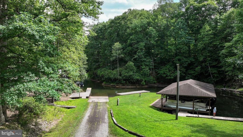 15112 ROSE VALLEY DR, MINERAL, Virginia 23117, 3 Bedrooms Bedrooms, ,2 BathroomsBathrooms,Residential,15112 ROSE VALLEY DR,VASP2043208 MLS # VASP2043208