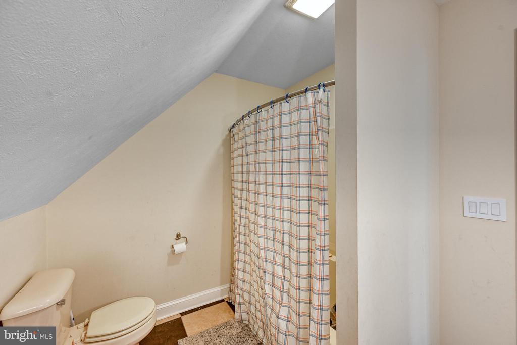 15112 ROSE VALLEY DR, MINERAL, Virginia 23117, 3 Bedrooms Bedrooms, ,2 BathroomsBathrooms,Residential,15112 ROSE VALLEY DR,VASP2043208 MLS # VASP2043208