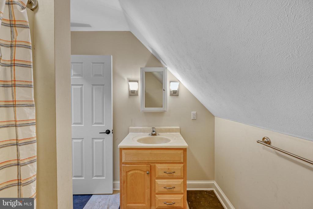 15112 ROSE VALLEY DR, MINERAL, Virginia 23117, 3 Bedrooms Bedrooms, ,2 BathroomsBathrooms,Residential,15112 ROSE VALLEY DR,VASP2043208 MLS # VASP2043208