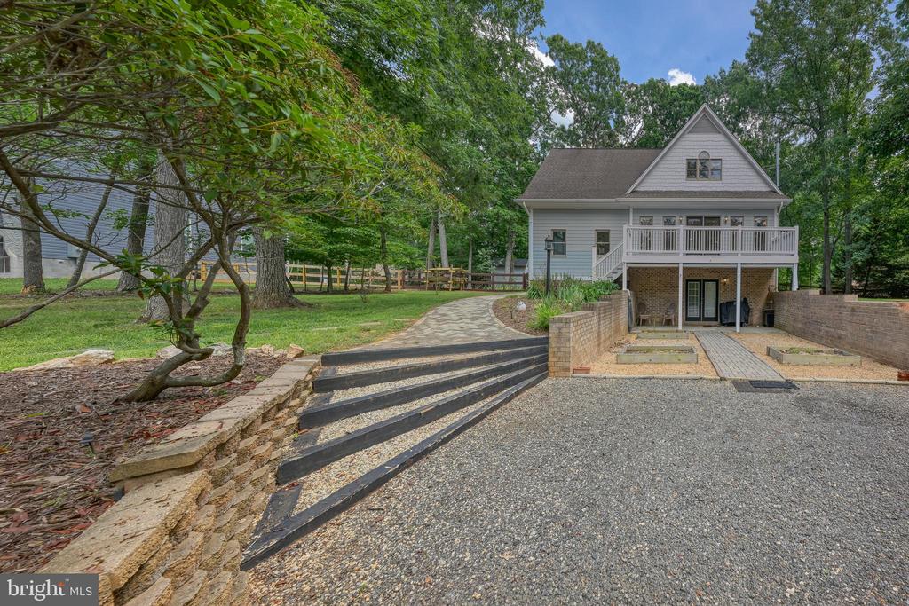 15112 ROSE VALLEY DR, MINERAL, Virginia 23117, 3 Bedrooms Bedrooms, ,2 BathroomsBathrooms,Residential,15112 ROSE VALLEY DR,VASP2043208 MLS # VASP2043208