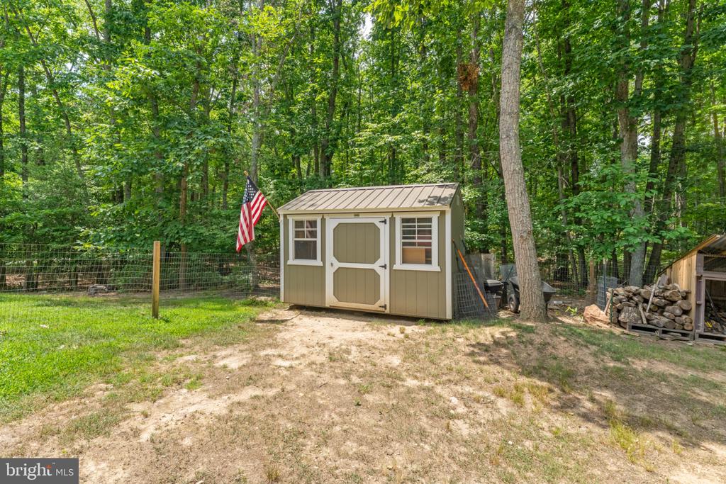 7021 RENO LN, FREDERICKSBURG, Virginia 22407, 3 Bedrooms Bedrooms, ,2 BathroomsBathrooms,Residential,7021 RENO LN,VASP2043188 MLS # VASP2043188