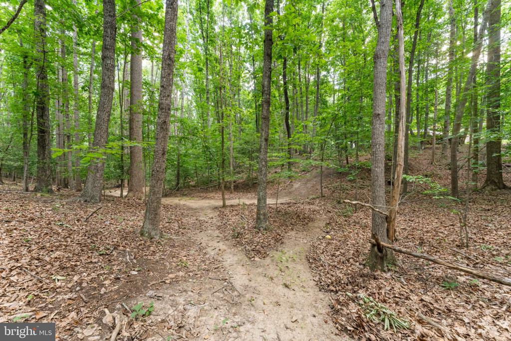 7021 RENO LN, FREDERICKSBURG, Virginia 22407, 3 Bedrooms Bedrooms, ,2 BathroomsBathrooms,Residential,7021 RENO LN,VASP2043188 MLS # VASP2043188