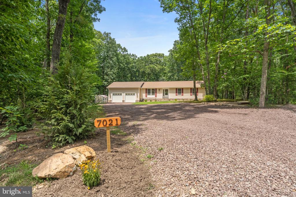 7021 RENO LN, FREDERICKSBURG, Virginia 22407, 3 Bedrooms Bedrooms, ,2 BathroomsBathrooms,Residential,7021 RENO LN,VASP2043188 MLS # VASP2043188