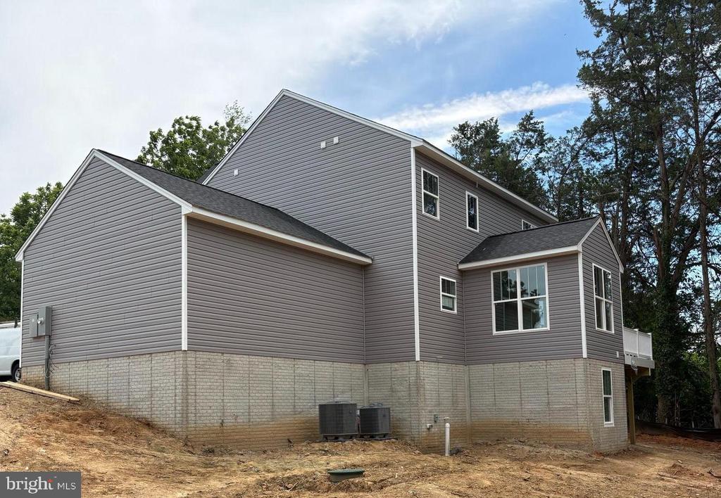 6200 JULIAN LN, MINERAL, Virginia 23117, 4 Bedrooms Bedrooms, ,3 BathroomsBathrooms,Residential,6200 JULIAN LN,VASP2043216 MLS # VASP2043216