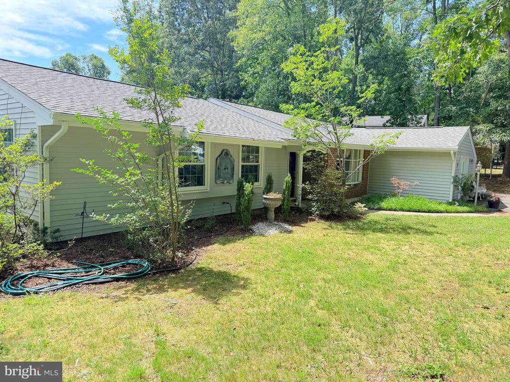 8 POND CIR, FREDERICKSBURG, Virginia 22407, 4 Bedrooms Bedrooms, ,2 BathroomsBathrooms,Residential,BREEZEWOOD,8 POND CIR,VASP2043234 MLS # VASP2043234