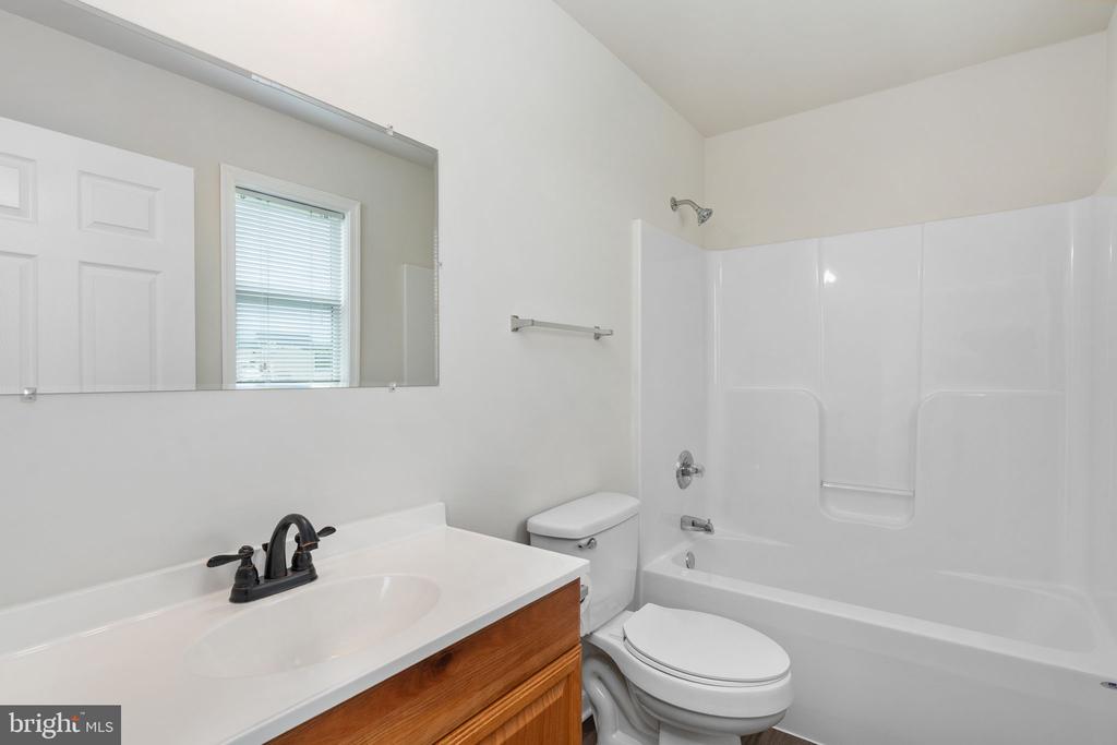 1229 BORDEN RD, BUMPASS, Virginia 23024, 3 Bedrooms Bedrooms, ,2 BathroomsBathrooms,Residential,1229 BORDEN RD,VALA2010128 MLS # VALA2010128